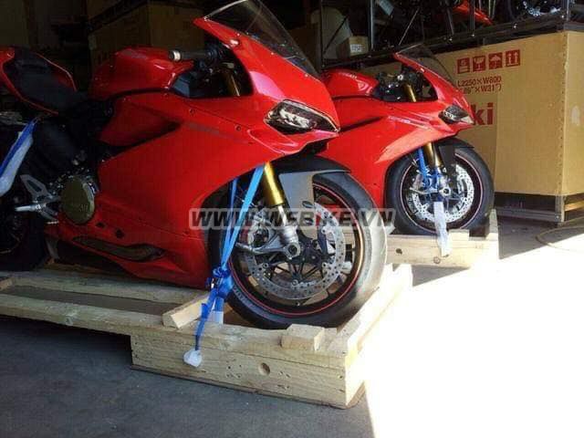 Can ban DUCATI 1299 Panigale 2016 Den Do o TPHCM gia 150tr MSP #1157155