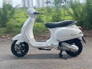 Piaggio vespa máy zin êm giấy tờ đầy đủ cần bán