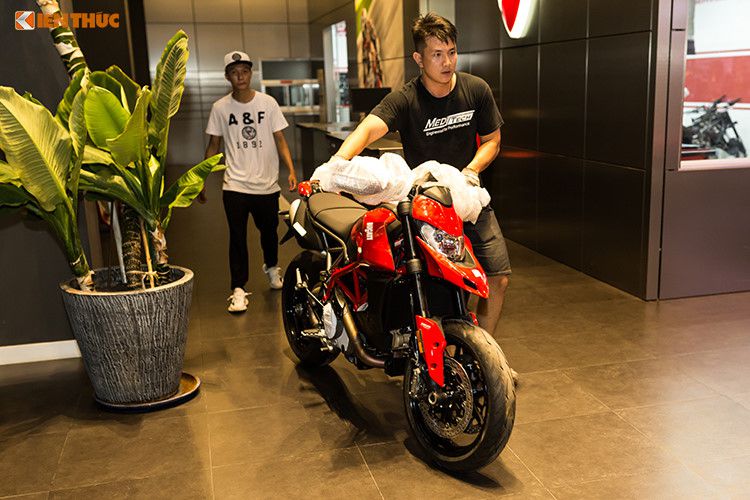 “Dap thung” Ducati Hypermotard 460 trieu tai VN-Hinh-11