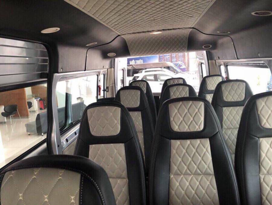 Ban Ford Transit 2019 - Nhieu mau giao ngay- Ho tro toi 85% LH : Mr Giang 0973884360