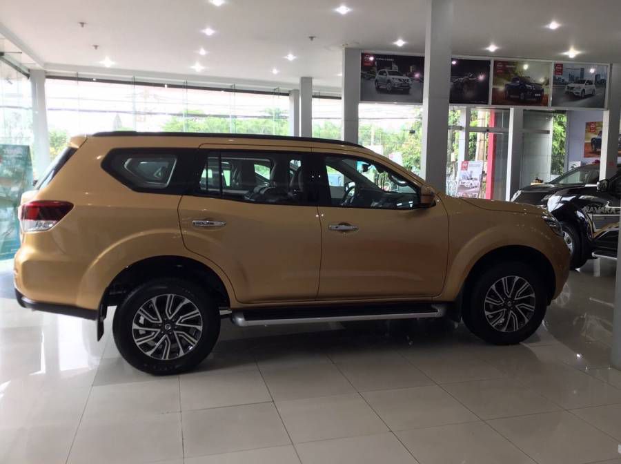 Nissan Terra 2019 2.5 giam Sap San trong hom nay