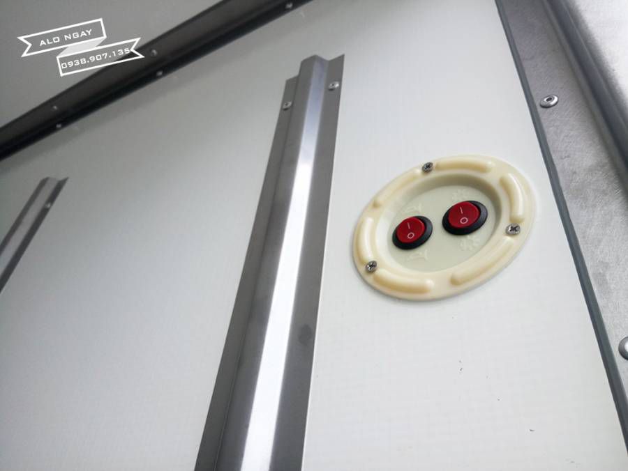 Xe tai dong lanh KIA K250 - Tai trong 1990 kg - May lanh am 15 do