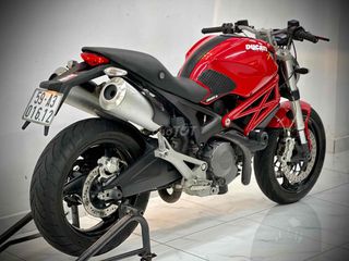 DUCATI MONSTER 795 ODO 11.000KM