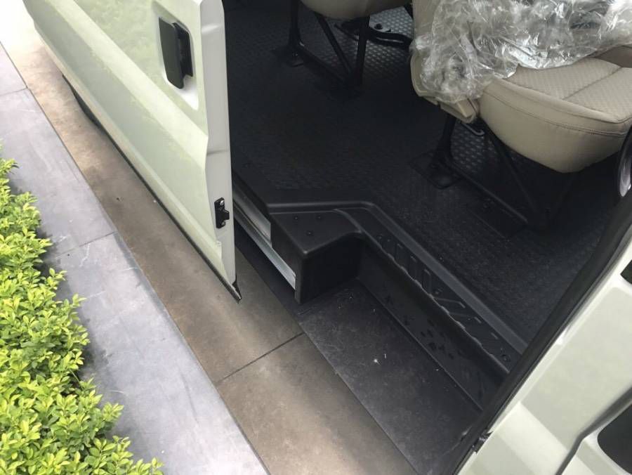 Ban Ford Transit Luxury 2019 moi Du mau giao ngay, LH 0827707007