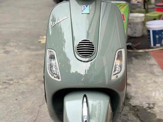 VESPA 2015 mới 95% xe đẹp chạy êm, máy móc zin