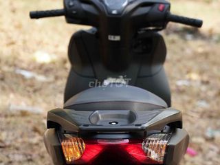 HONDA SH300I MÀU ĐEN 2018 BẢN BÁO NHIỆT