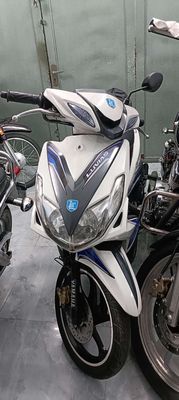 Yamaha Luvias đẹp máy êm chạy mạnh,mua về sd ngay