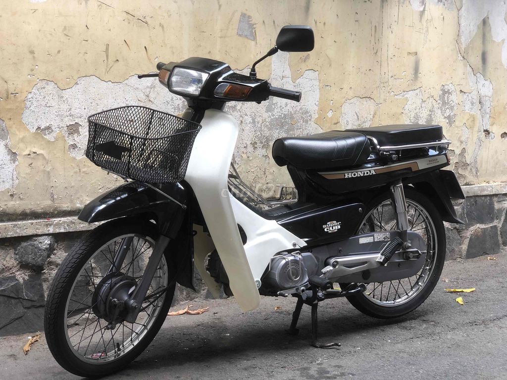 Xe super cub Custom 100 cổ dành cho ae sưu tầm