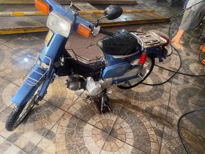 cần bán xe honda cub 50cc nhut co de dời 1982