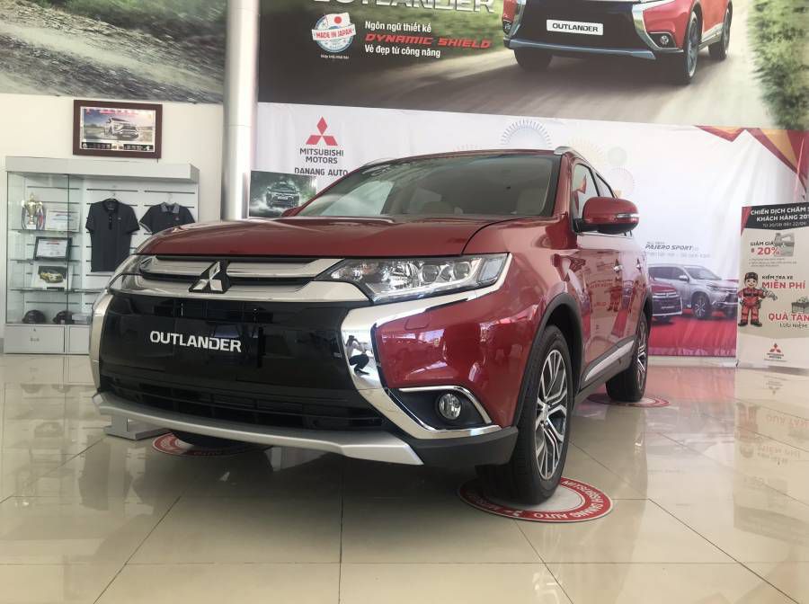 Outlander tai Da Nang, Co San Tat Ca Cac Mau, Giao Ngay.