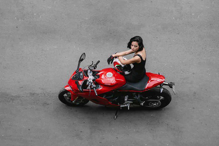 Chan dai cam lai Ducati SuperSport dau tien tai Viet Nam-Hinh-9