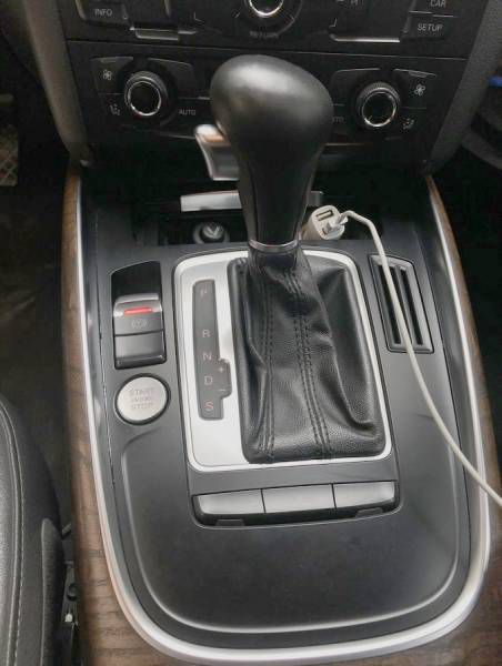Chinh chu ban Audi Q5 sx 2010, xe giu gin bao duong dinh ky, lien he: 0969313368