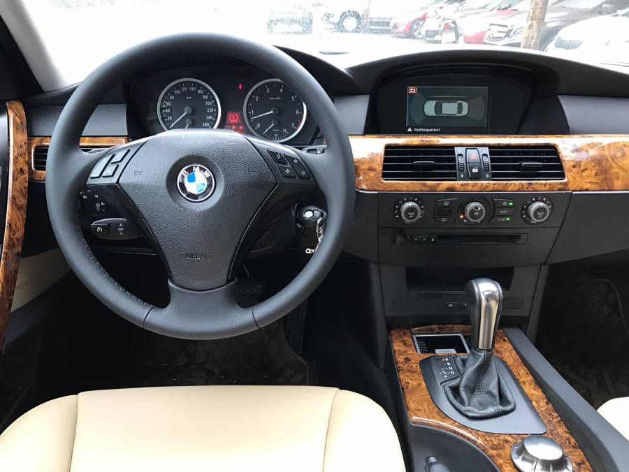 BMW 520i dang ky lan dau 2007 den