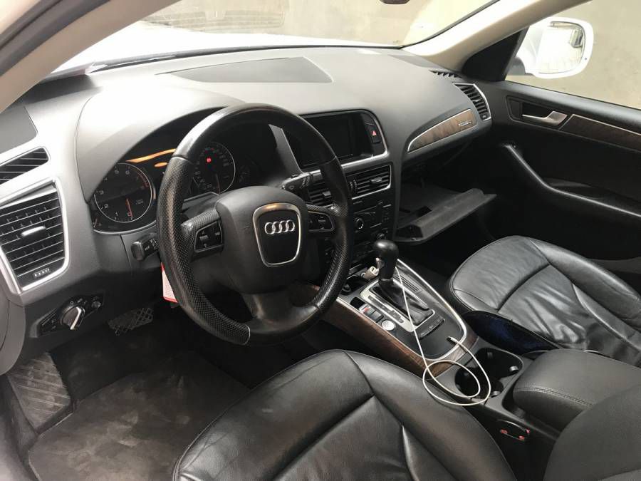 Chinh chu ban Audi Q5 sx 2010, xe giu gin bao duong dinh ky, lien he: 0969313368