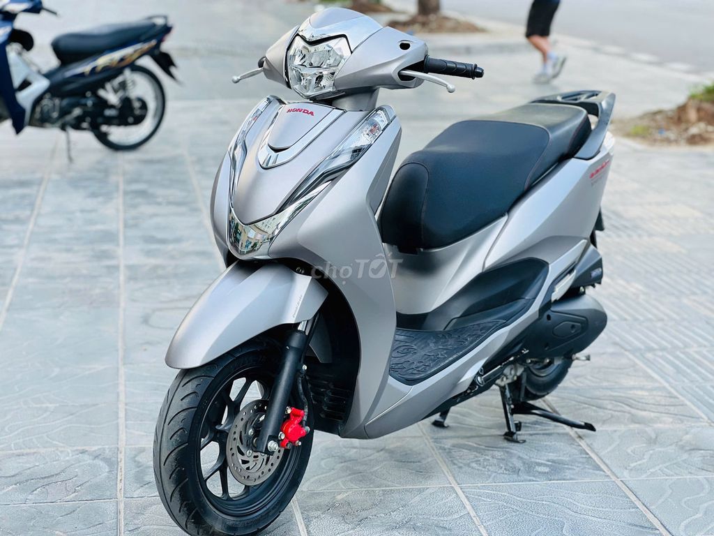 HONDA LEAD 125 FI ĐÈN LED KHÓA SMARTKEY