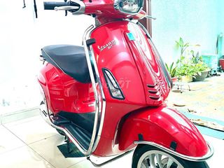 vespa sprint 125 3Vie th12/2015.Đỏ,mới 95%.BSTP