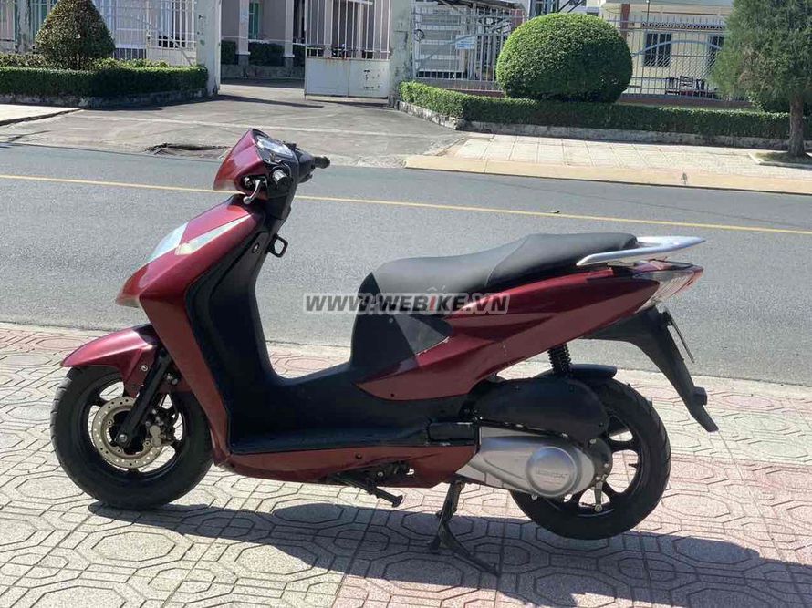 Honda Dylan 150 bstp( Ban gop bao no xau NH) o Binh Duong gia 10tr MSP #2229013
