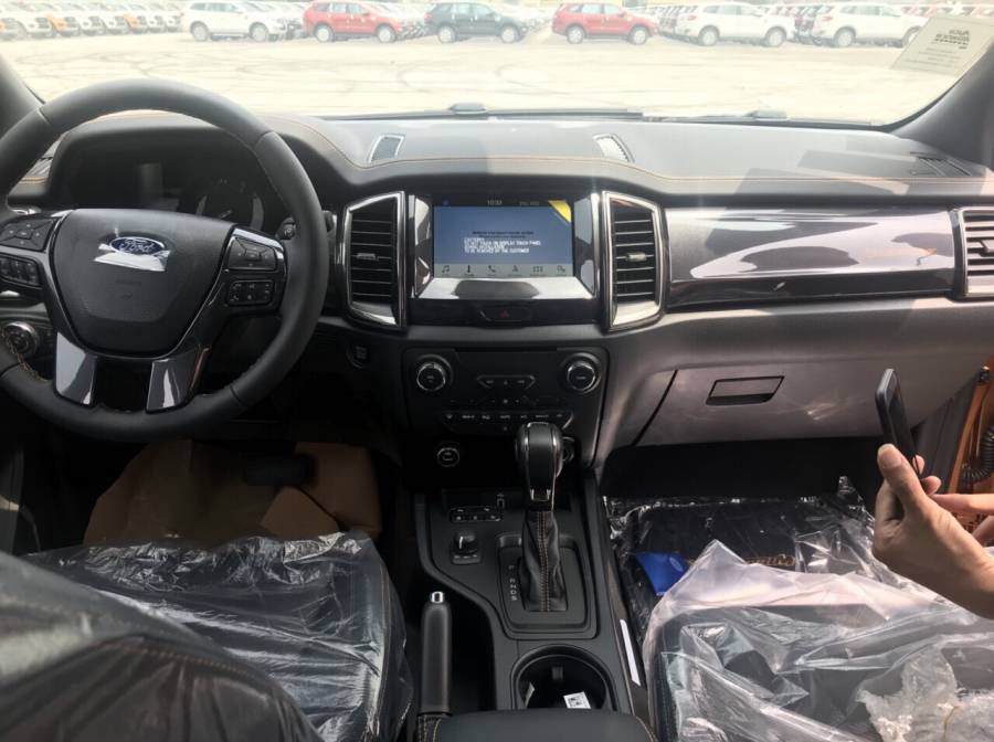 Ban Ford Ranger Wildtrak 2.0L 2019 moi - Lien he: 0868046262