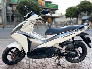 honda air blade phun xăng . bảo hành 12 tháng