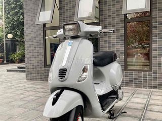 Vespa S125 3vie 2015 tiết kiệm xăng cực mới