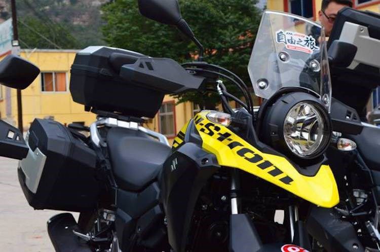 Can canh moto Suzuki V-Strom 250 gia chi tu 99 trieu-Hinh-7