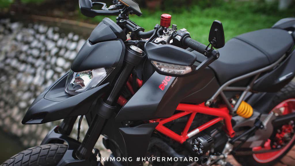 Vừa mua Ducati Hypermotard 950, biker Hà Thành đã “rã xe” ra độ lại ảnh 4