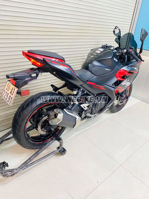Can ban Kawasaki Ninja 250r 2019 Den Do o TPHCM gia 103.5tr MSP #1234300