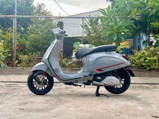 Vespa Sprint 2020 xám xi măng Bstp 9 chủ