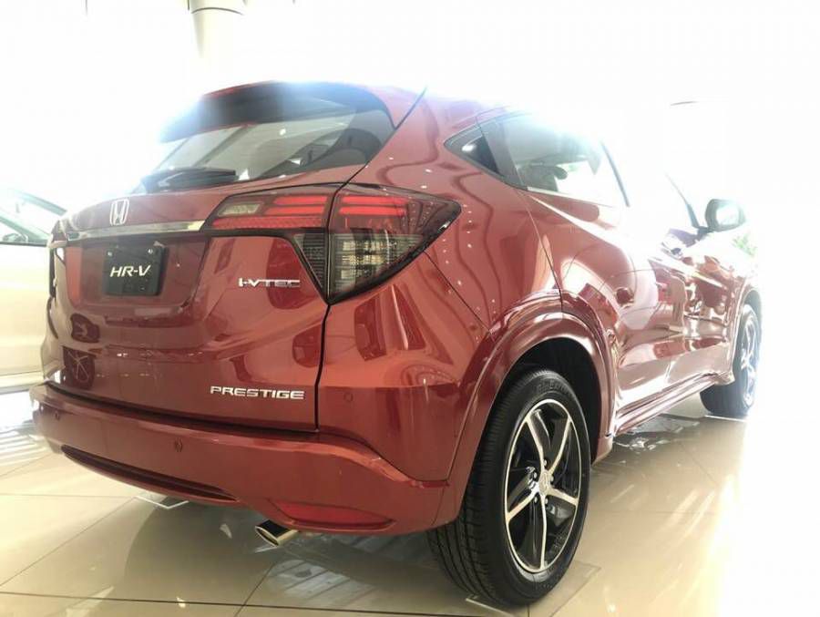 Ban Honda HR-V L , xe giao ngay tang BH + goi phu kien