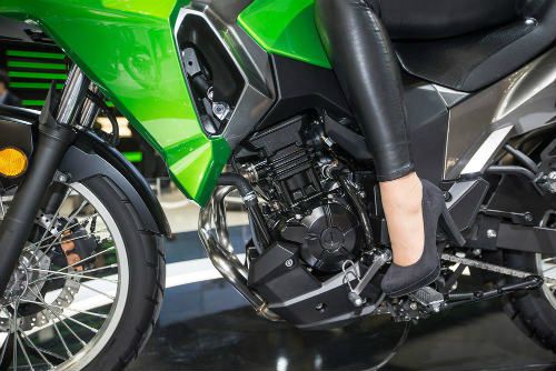 Phái mạnh Việt có nên mua Kawasaki Versys-X 300? - 6