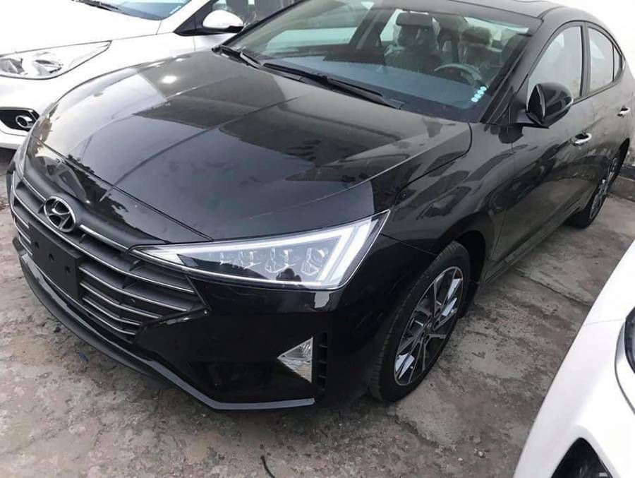 Hyundai Elantra 2019 Da Nang, Co san giao ngay, Tang 10 trieu phu kien, Ho tro Grab - Vay 80% gia tri xe. Lien he: 0905.59.89.59