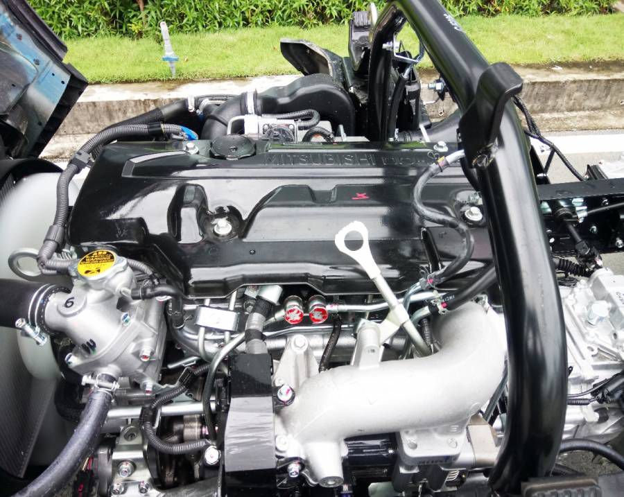 Xe tai MITSUBISHI 1.9 tan - 2019 | Thung Kin | Ho tro tra gop