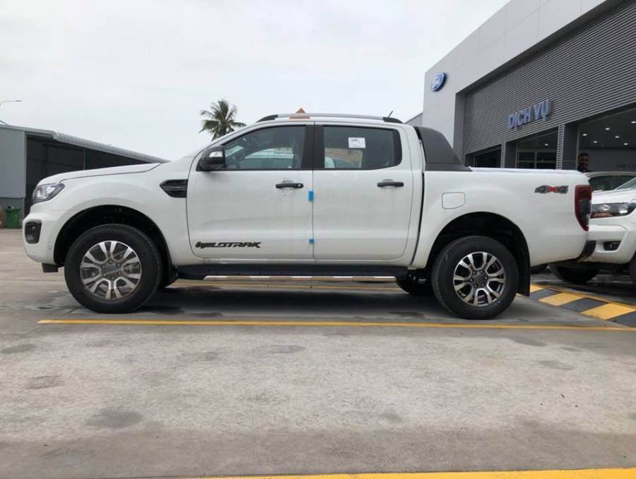 Ban Ford Ranger Wildtrack 4x4 Bi-tubo 2018 Gia cuc hap dan