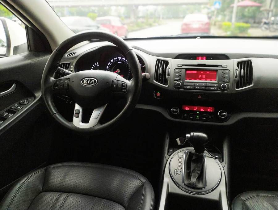 Ban Kia Sportage 2.0AT 2012 cu Ha Noi