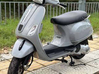 Piaagio Vespa 125 3ive đèn vuông biển số 43