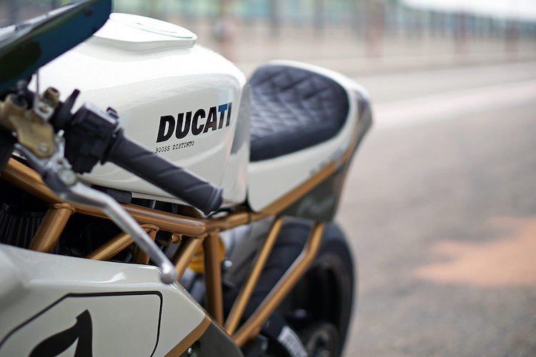 Moto dua Ducati cafe racer do sieu dep tu “hang bai"-Hinh-5