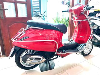 vespa sprint 125 3Vie th12/2015.Đỏ,mới 95%.BSTP