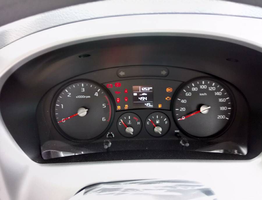 Xe tai 2.49 tan / 1.49 tan KIA FRONTIER K250 thung lung, xanh duong