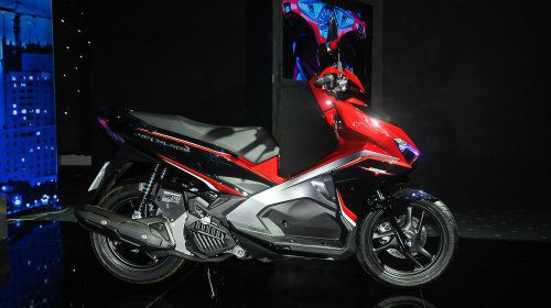 Yamaha NVX 125 “ám ảnh” Honda Air Blade 125 ra sao? - 3