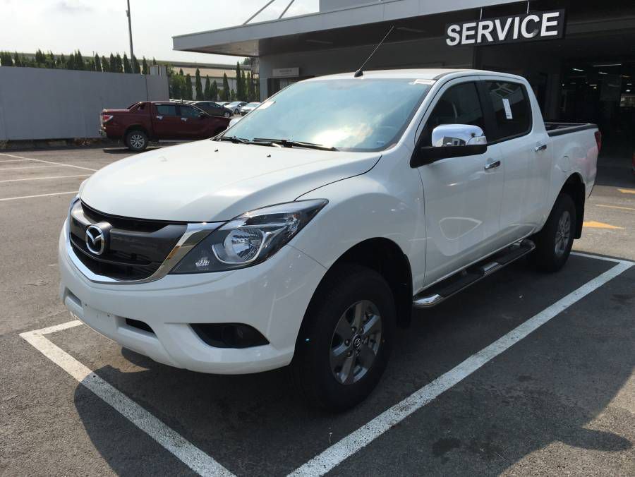 Ban Mazda BT-50 BT50 2.2 MT 4WD FL - Uu dai toi 35 trieu
