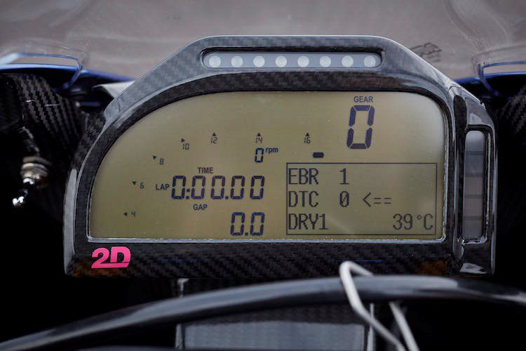 Ngam sieu moto BMW HP4 Race “khung” nhat The gioi-Hinh-5