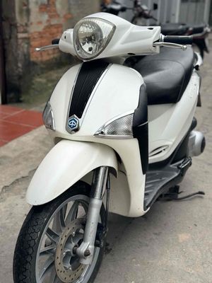 PIAGGIO LIBERTY trắng 2015 mới 92%