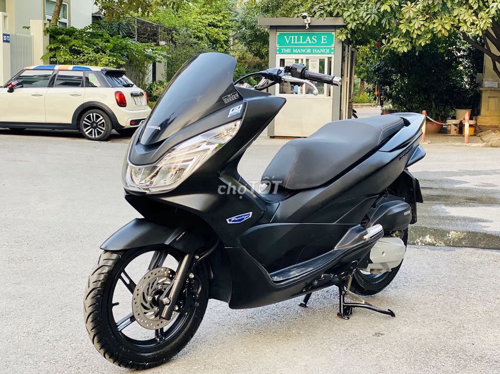 HONDA PCX 125 MÀU ĐEN SẦN ĐI TỪ MỚI GIỮ GÌN