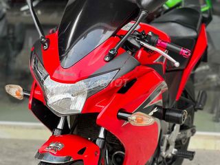 Cần bán Honda CBR150 Nhập Thái 2013 Biển SG 9 chủ