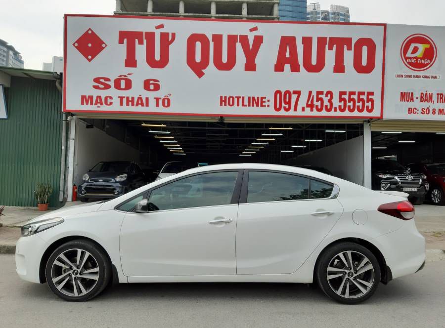 Ban Kia Cerato 1.6AT 2017 - So tu dong