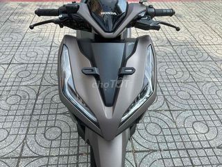 VARIO 2020 VÀNG CÁT CỌP BIỂN DỄ THƯƠNG