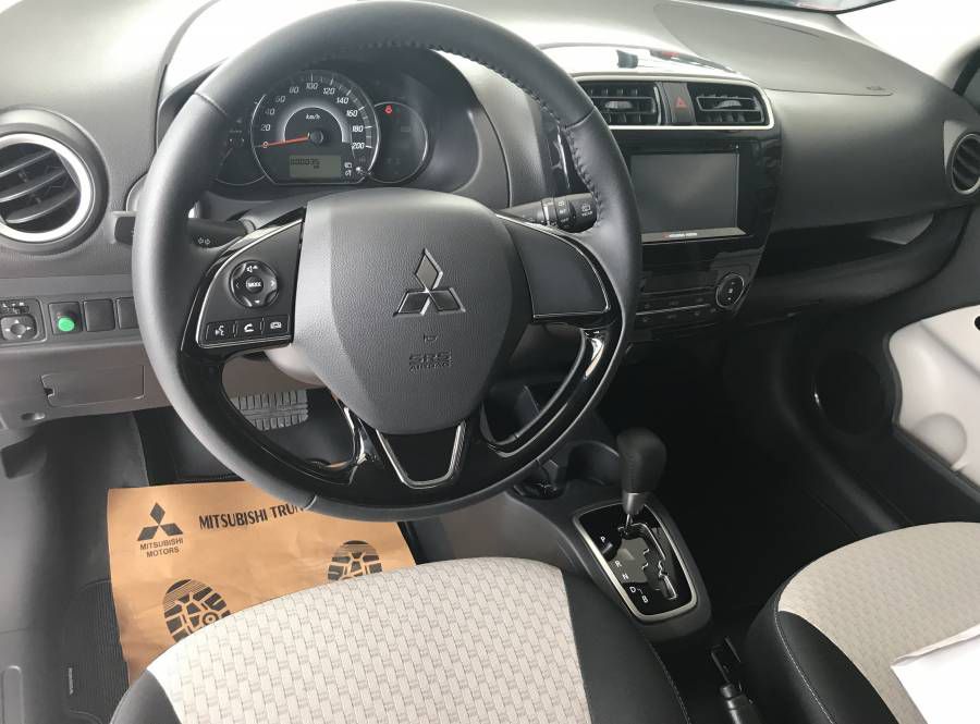 Sieu khuyen mai 50 trieu duy nhat trong thang 6, Mitsubishi Mirage giao xe ngay duy nhat tai Ha Noi goi ngay Hotline : 0966335899 de nhan bao gia uu dai nhat!