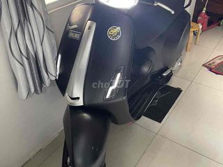 Vespa 150cc ABS chính chủ - Full đèn LED trước sau