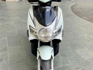 HONDA AIR BALADE 2012 trắng mới 95%