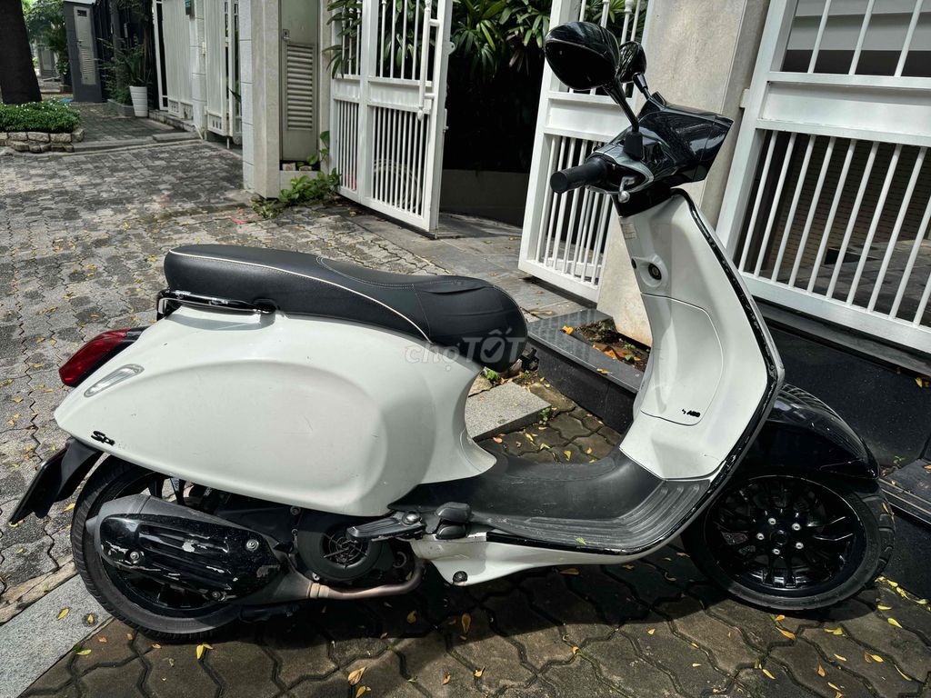 Cần Thanh lý xe vesp 125cc 1 đời chủ